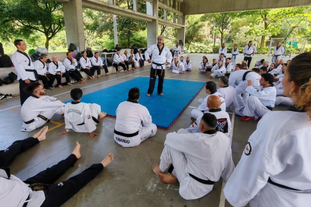Seminario Internacional en Colombia
